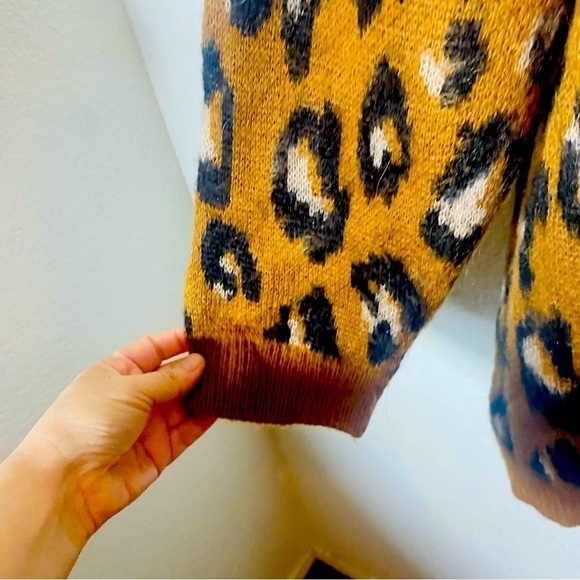 Witty For Leopard Print Long Cardigan Size: 2X - Picture 2 of 6